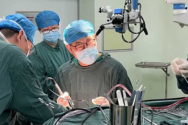 重磅!沈阳维康医院“智”领未来,睿米手术机器人正式上岗! 重磅!沈阳维康医院“智”领未来,睿米手术机器人正式上岗!