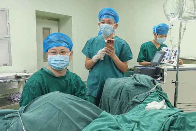 告别“男”言之隐  拥抱畅快人生｜沈阳维康医院引进瑞尔通绿激光，开启前列腺增生微创治疗新时代